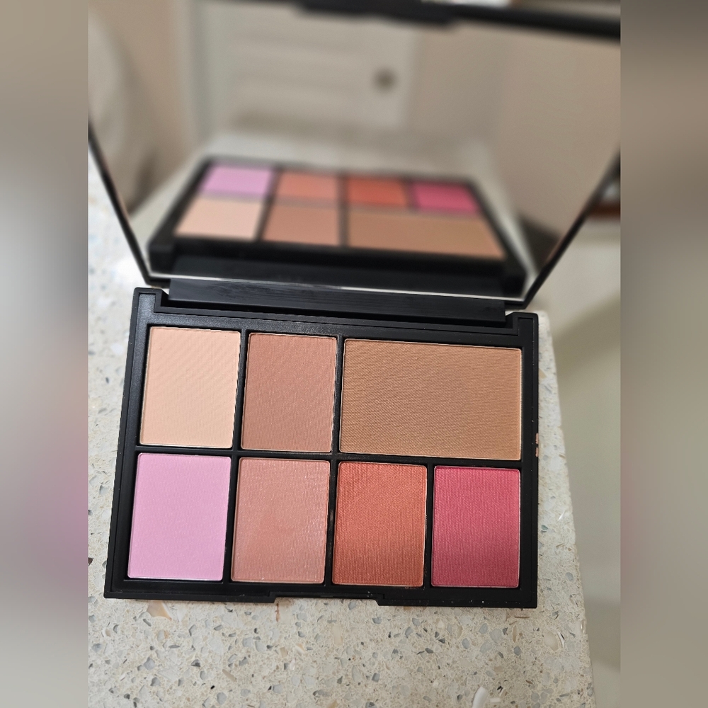 Narsissist Cheek Studio Palette